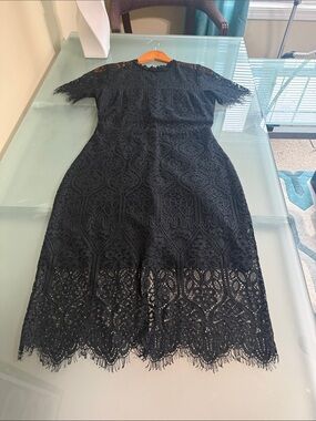 Lulus Black Lace Midi Dress Size M Wedding Guest Cocktail Dress Romance/Feminine